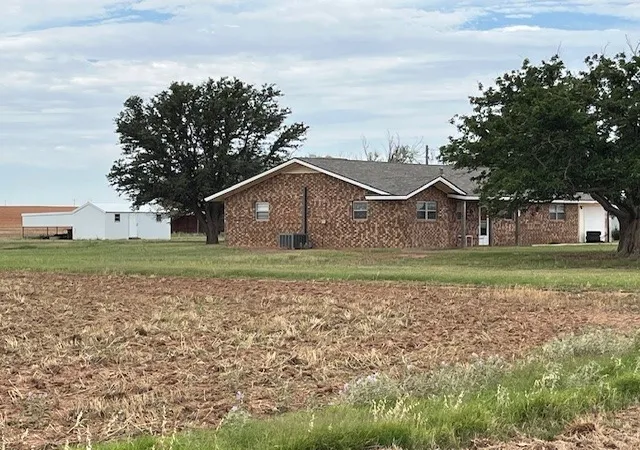 Homes for sale in Rotan, TX | 561 Fm 611 W, Rotan, TX 79546 | MLS# 21289063