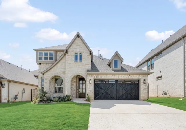 Photo 1 of Sale Pending at 139 Kingfisher Ln, Aledo, TX 76008 | MLS# 21289078 | Listing updated on 2026-10-07