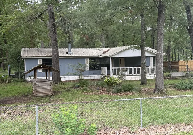 1st image of 1001 Trey Ave, Benton, LA 71006 | MLS# 21269919