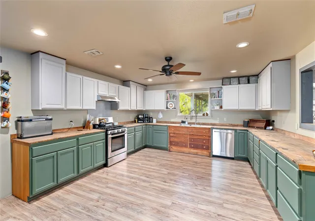 Homes for sale in Coleman, TX | 883 Santa Anna Ave, Coleman, TX 76834 | MLS# 21288495