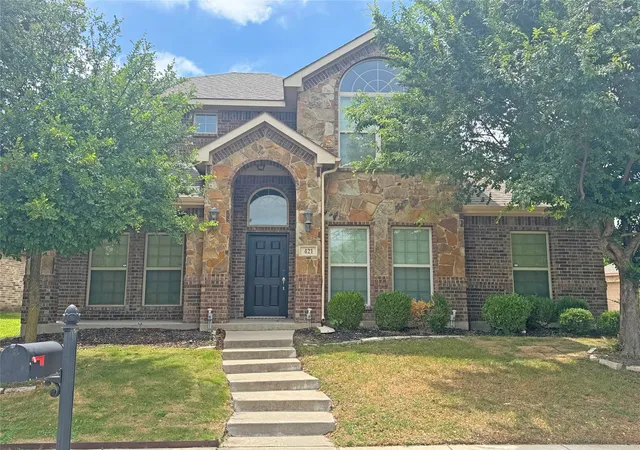 Homes for sale in Red Oak, TX | 421 Sunnyside Ln, Red Oak, TX 75154 | MLS# 21289115