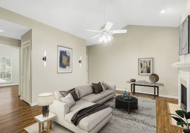 Homes for sale in Dallas, TX | 8601 Park Ln #221, Dallas, TX 75231 | MLS# 21288905