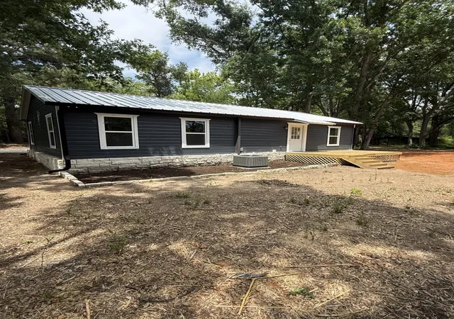 Homes for sale in Mexia, TX | 3764 N Hwy 14, Mexia, TX 76667 | MLS# 21289138
