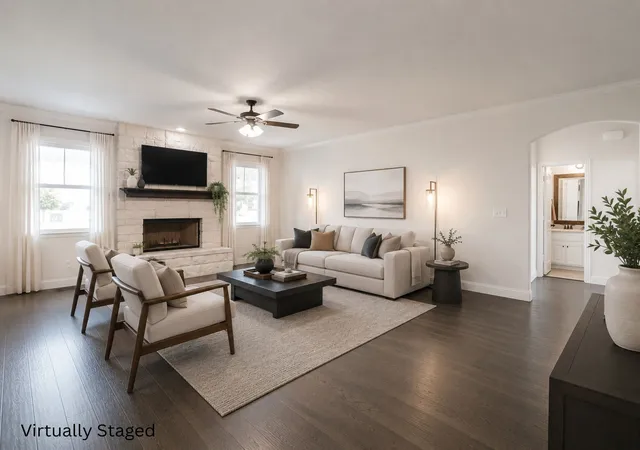 Photo 2 of Single family home for sale at 340 Sanger Dr, Springtown, TX 76082 | MLS# 21286253 | Listing updated on 2026-08-22