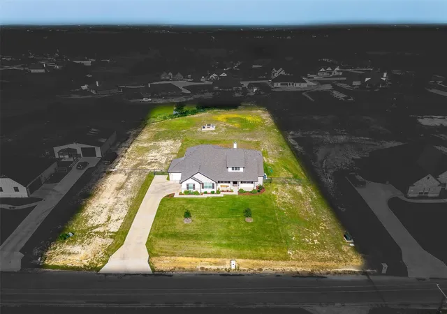 Homes for sale in Springtown, TX | 340 Sanger Dr, Springtown, TX 76082 | MLS# 21286253