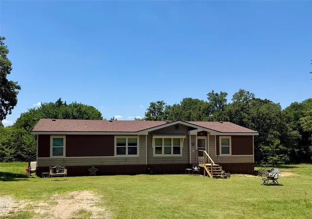 Homes for sale in Collinsville, TX | 3539 County Road 265, Collinsville, TX 76233 | MLS# 21288751