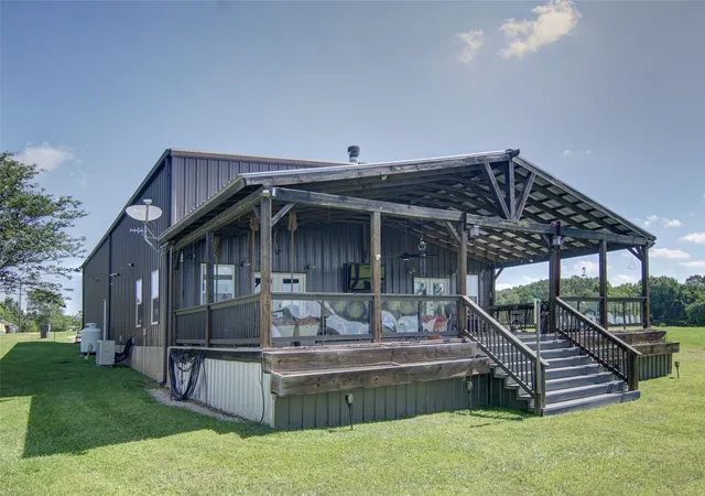 Photo 3 of Single family home for sale at 187 Shawnee, Quitman, TX 75783 | MLS# 21289052 | Listing updated on 2026-10-01