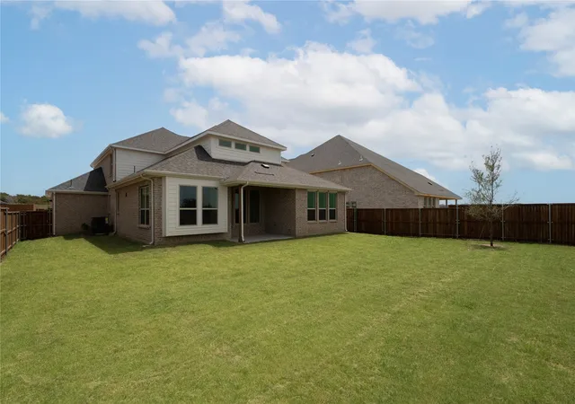 Photo 2 of Single family home for sale at 2608 Queenwood St, Celina, TX 75009 | MLS# 21289319 | Listing updated on 2026-10-08