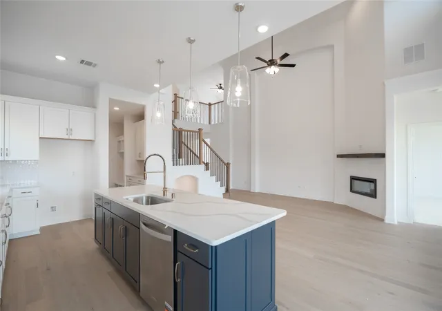 Photo 4 of Single family home for sale at 2608 Queenwood St, Celina, TX 75009 | MLS# 21289319 | Listing updated on 2026-10-08