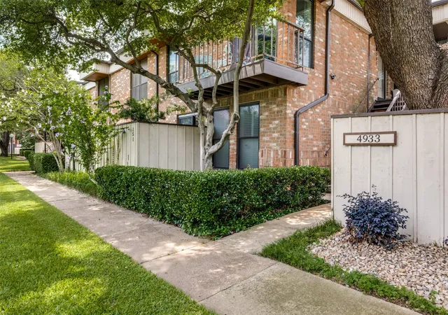 2nd image of 4933 Skillman St #151, Dallas, TX 75206 | MLS# 21289179