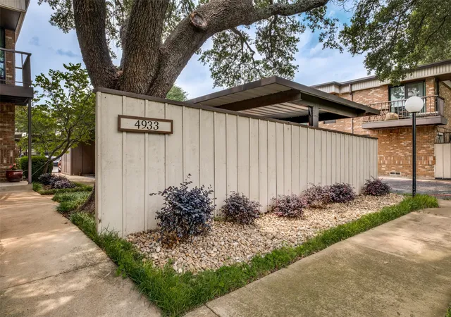 3rd image of 4933 Skillman St, Dallas, TX 75206
