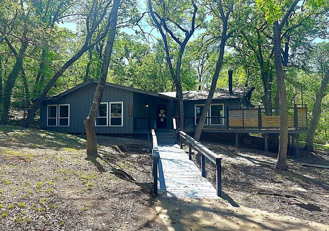 Homes for sale in Pottsboro, TX | 274 Lakecrest Dr, Pottsboro, TX 75076 | MLS# 21288307