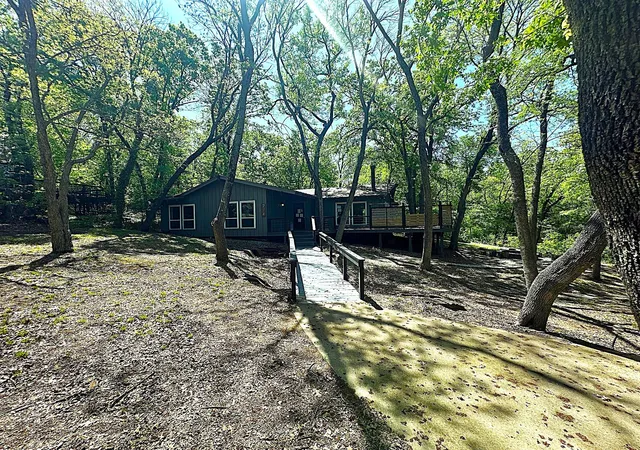 Homes for sale in Pottsboro, TX | 274 Lakecrest Dr, Pottsboro, TX 75076 | MLS# 21288307