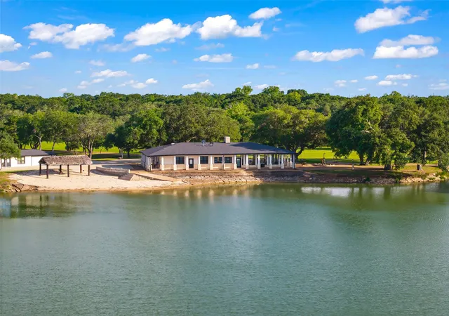 Homes for sale in Wallis, TX | 5523 Ehrman Lake Ln, Wallis, TX 77485 | MLS# 21285487