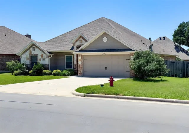 Photo 3 of Sale Pending at 1209 Butterfield St, Bridgeport, TX 76426 | MLS# 21286808 | Listing updated on 2026-07-26