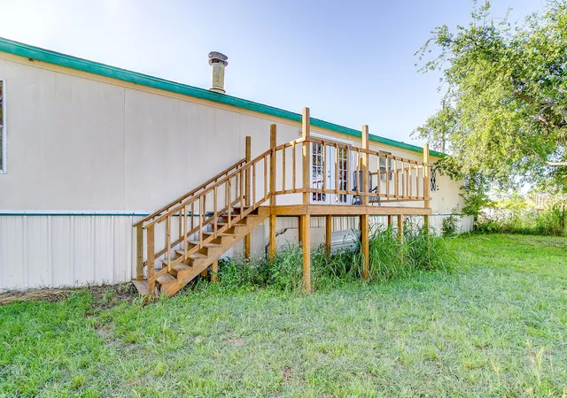 Homes for sale in Springtown, TX | 127 Lelon Ln, Springtown, TX 76082 | MLS# 21288563