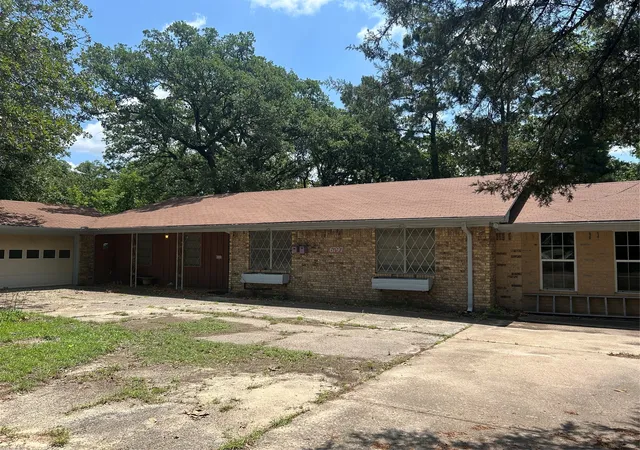 Homes for sale in Athens, TX | 6797 Fm 2494, Athens, TX 75751 | MLS# 21289384