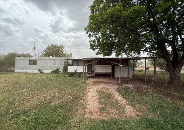 Photo 1 of Sale Pending at 317 Trailway Dr, Abilene, TX 79601 | MLS# 21289527 | Listing updated on 2026-07-08