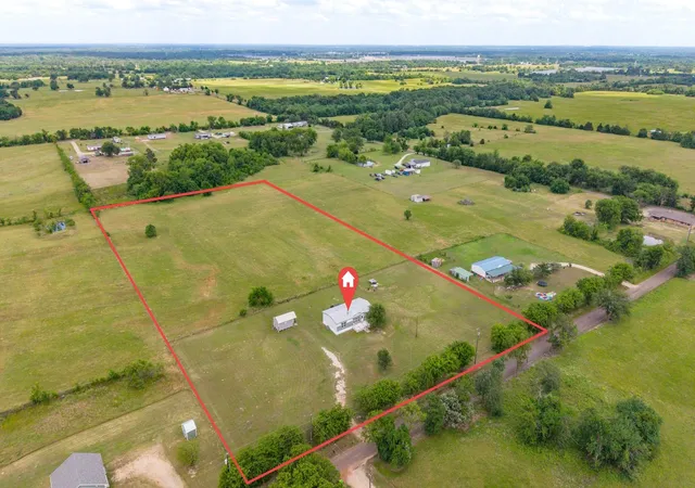 Homes for sale in Dike, TX | 306 County Road 3565, Dike, TX 75437 | MLS# 21288664