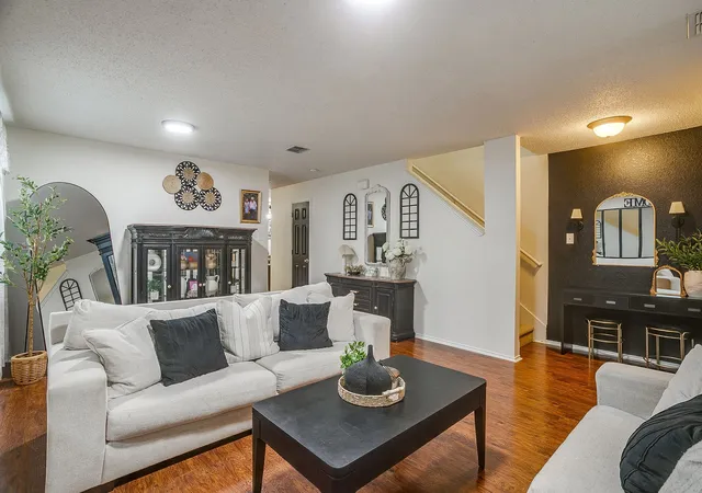 Photo 1 of Single family home for sale at 1956 Lariat Dr, Justin, TX 76247 | MLS# 21286735 | Listing updated on 2026-09-27