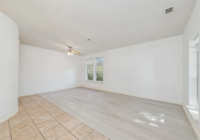 Photo 3 of Single family home for sale at 4921 Kingfisher Ln, Mesquite, TX 75181 | MLS# 21289712 | Listing updated on 2026-08-28