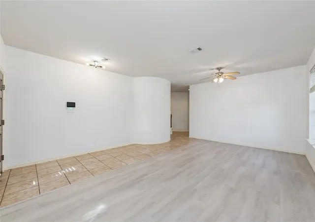 Photo 3 of Single family home for sale at 4921 Kingfisher Ln, Mesquite, TX 75181 | MLS# 21289712 | Listing updated on 2026-08-28