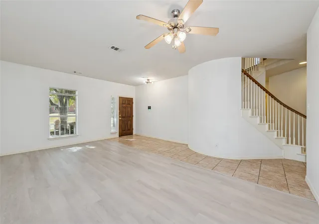 Photo 4 of Single family home for sale at 4921 Kingfisher Ln, Mesquite, TX 75181 | MLS# 21289712 | Listing updated on 2026-08-28