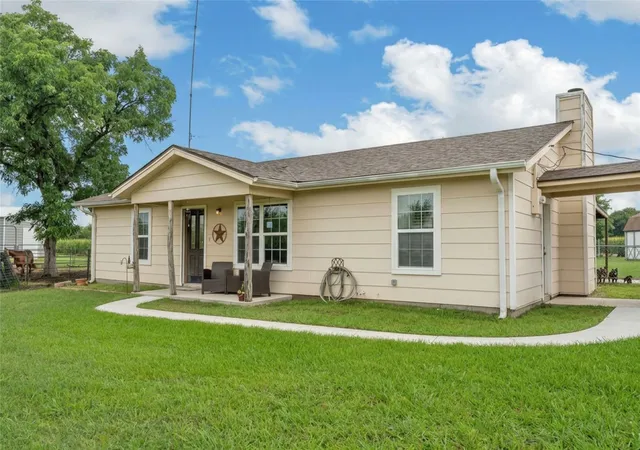 Homes for sale in Mount Calm, TX | 2851 Fm 339, Mount Calm, TX 76673 | MLS# 21289589