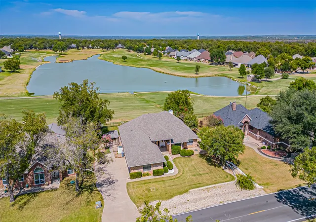 Photo 1 of Single family home for sale at 5607 Wedgefield Rd, Granbury, TX 76049 | MLS# 21289745 | Listing updated on 2026-07-16