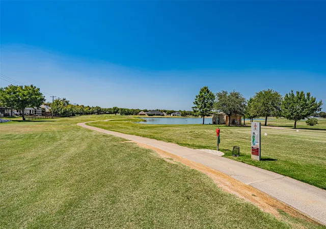 Photo 3 of Single family home for sale at 5607 Wedgefield Rd, Granbury, TX 76049 | MLS# 21289745 | Listing updated on 2026-07-16