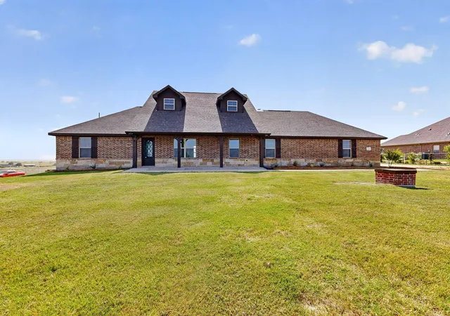 Photo 1 of Single family home for sale at 186 County Road 4430, Rhome, TX 76078 | MLS# 21289763 | Listing updated on 2026-09-23