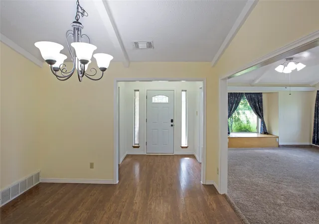 Photo 2 of Single family home for sale at 107 Oak Creek Ln, Red Oak, TX 75154 | MLS# 21289461 | Listing updated on 2026-09-16