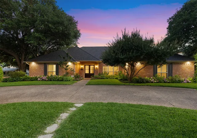 Photo 1 of Single family home for sale at 9604 Robin Meadow Dr, Dallas, TX 75243 | MLS# 21286387 | Listing updated on 2026-10-04