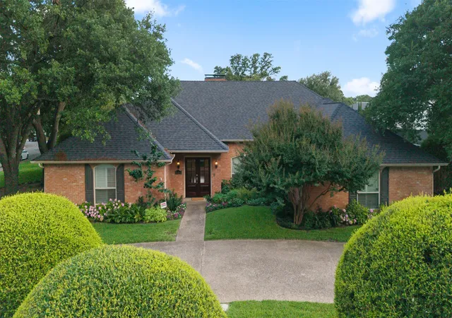 Photo 2 of Single family home for sale at 9604 Robin Meadow Dr, Dallas, TX 75243 | MLS# 21286387 | Listing updated on 2026-10-04