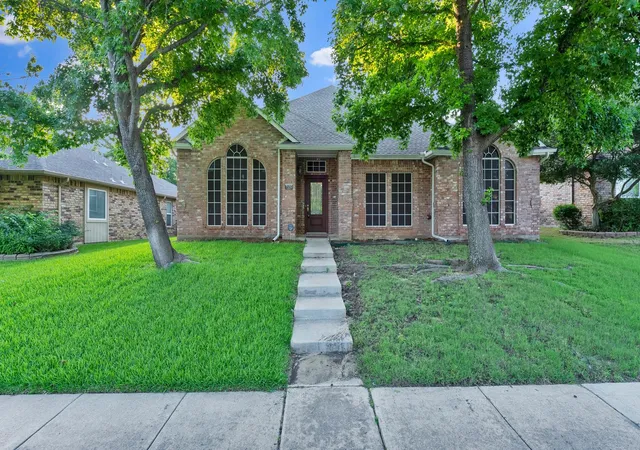 Homes for sale in The Colony, TX | 7132 Sample Dr, The Colony, TX 75056 | MLS# 21289863