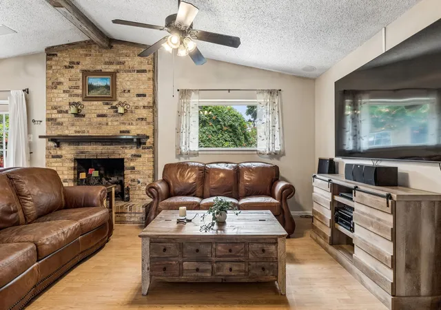 Photo 2 of Sale Pending at 2016 Custer Pkwy, Richardson, TX 75080 | MLS# 21287619 | Listing updated on 2026-07-15
