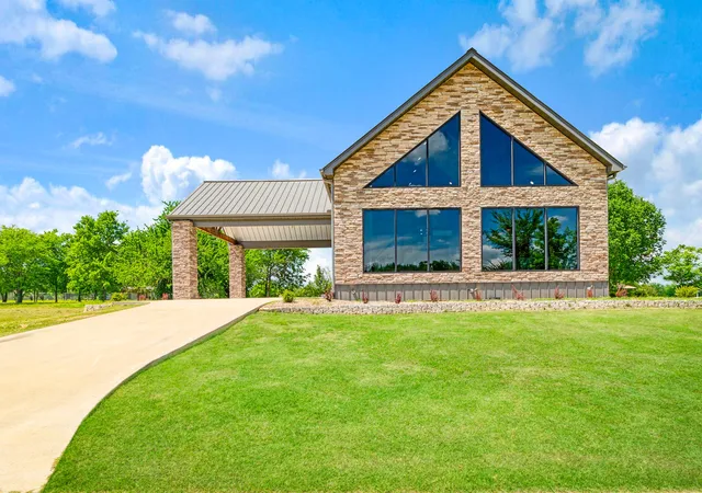 Photo 1 of Single family home for sale at 209 Helena Dr, Powderly, TX 75473 | MLS# 21289778 | Listing updated on 2026-08-25