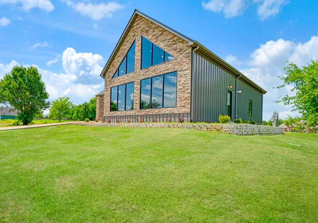 Photo 3 of Single family home for sale at 209 Helena Dr, Powderly, TX 75473 | MLS# 21289778 | Listing updated on 2026-08-25