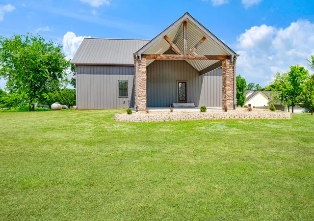 Photo 4 of Single family home for sale at 209 Helena Dr, Powderly, TX 75473 | MLS# 21289778 | Listing updated on 2026-08-25