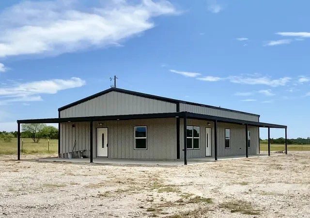 Homes for sale in Mineral Wells, TX | 117 Barber Lakes Rd, Mineral Wells, TX 76067 | MLS# 21287689