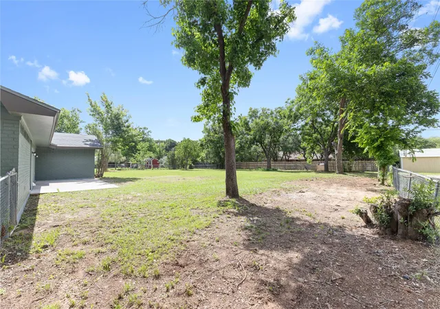 Homes for sale in Brownwood, TX | 4315 Woodland Park Dr, Brownwood, TX 76801 | MLS# 21289894