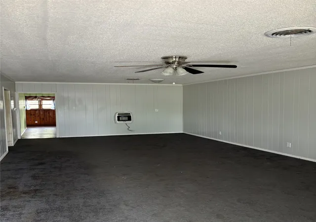 Photo 4 of Single family home for sale at 214 E Fourth, Henrietta, TX 76365 | MLS# 21289916 | Listing updated on 2026-08-21