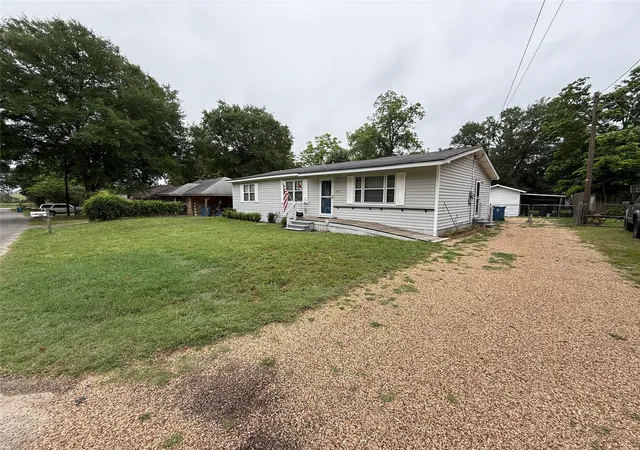 Homes for sale in Winnsboro, TX | 306 Floyd St, Winnsboro, TX 75494 | MLS# 21288799