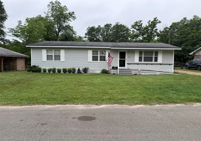 Homes for sale in Winnsboro, TX | 306 Floyd St, Winnsboro, TX 75494 | MLS# 21288799