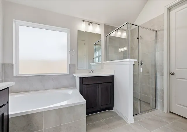 Photo 4 of Single family home for sale at 1312 Huntington Dr, Anna, TX 75409 | MLS# 21276699 | Listing updated on 2026-10-01