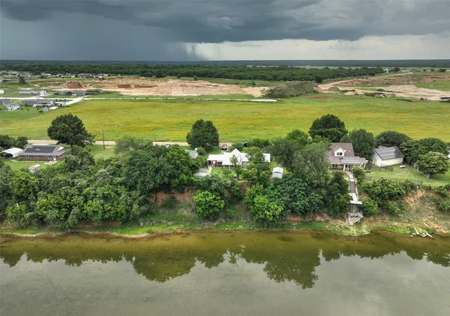 Homes for sale in Gholson, TX | 1142 Brazos Loop, Gholson, TX 76705 | MLS# 21289992