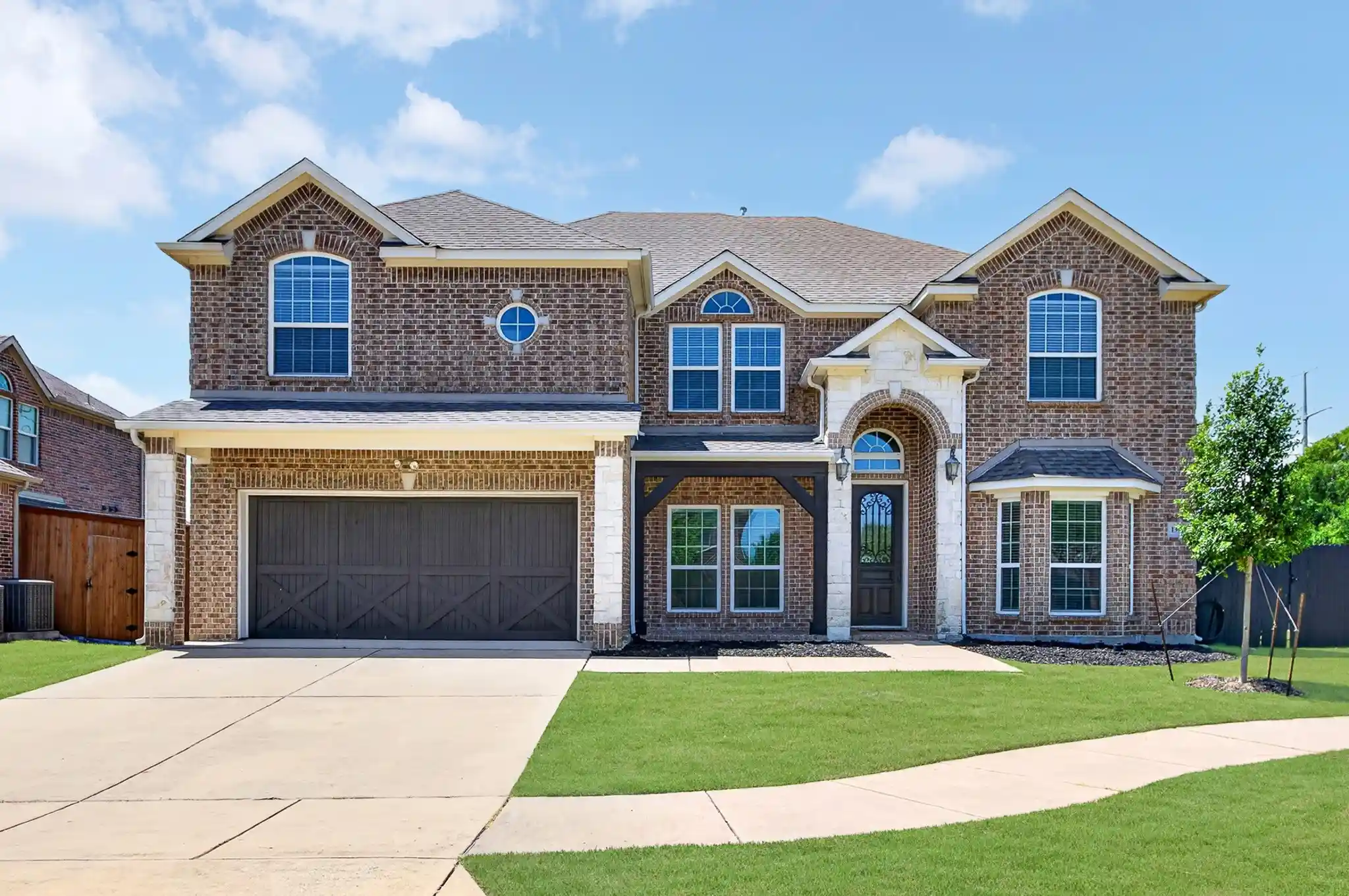 Photo 1 of Single family home for sale at 13811 Sorano Dr, Frisco, TX 75035 | MLS# 21281721 | Listing updated on 2026-10-25