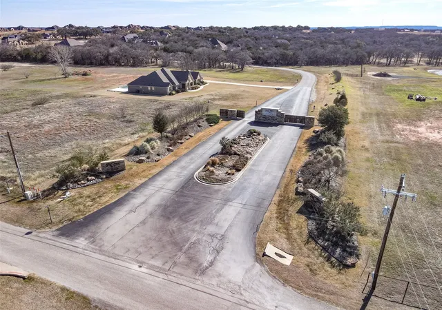 Homes for sale in Granbury, TX | 209 Maverick Ct, Granbury, TX 76049 | MLS# 21289878