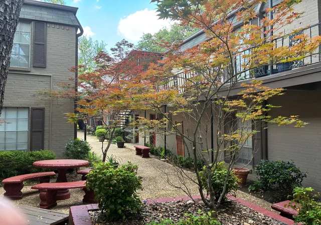 11th image of 4205 Avondale Ave #103, Dallas, TX 75219 | MLS# 21290106