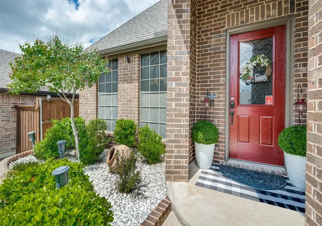 Homes for sale in Fort Worth, TX | 5912 Trail Marker Ct, Fort Worth, TX 76123 | MLS# 21290116